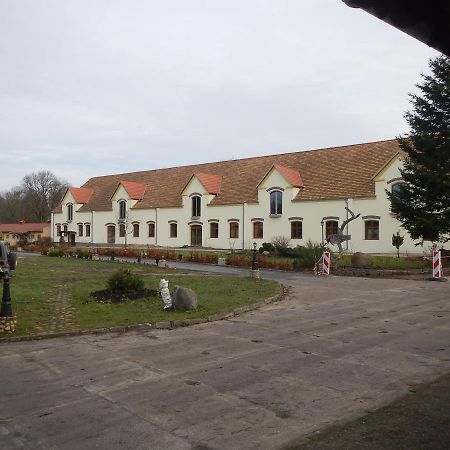 Agroturystyka Maya Hotel Miedzyrzecz Exterior photo