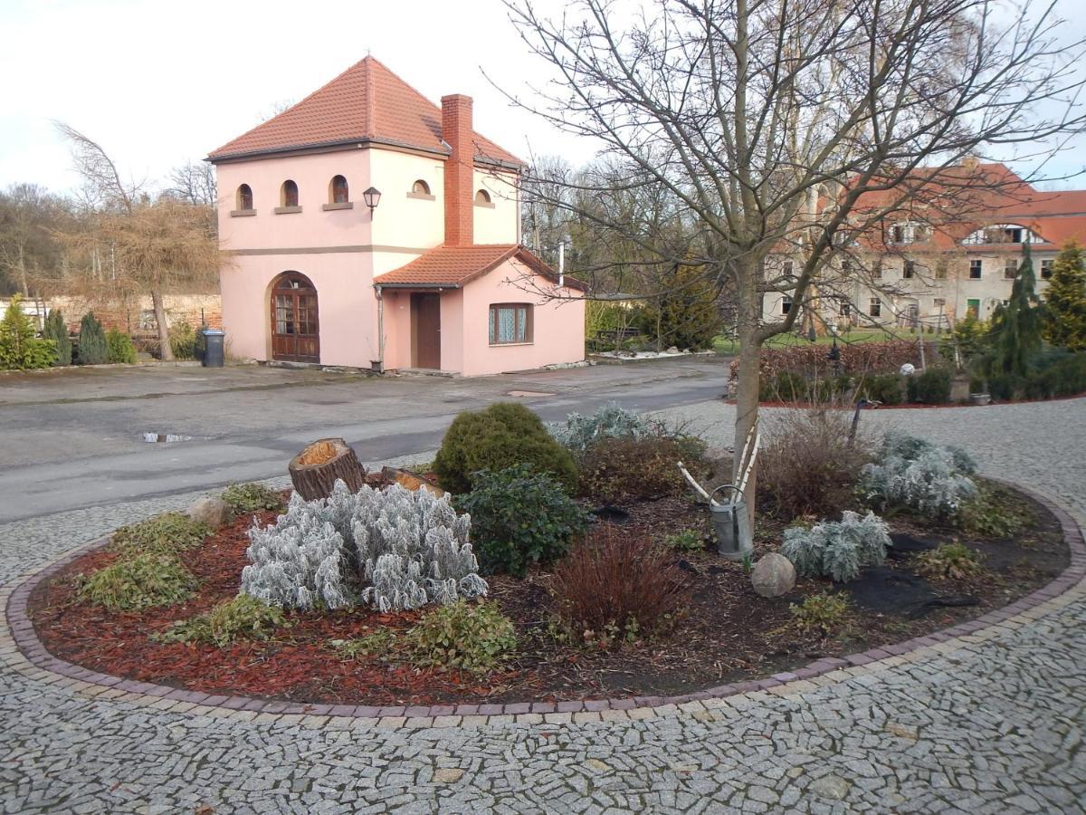 Agroturystyka Maya Hotel Miedzyrzecz Exterior photo