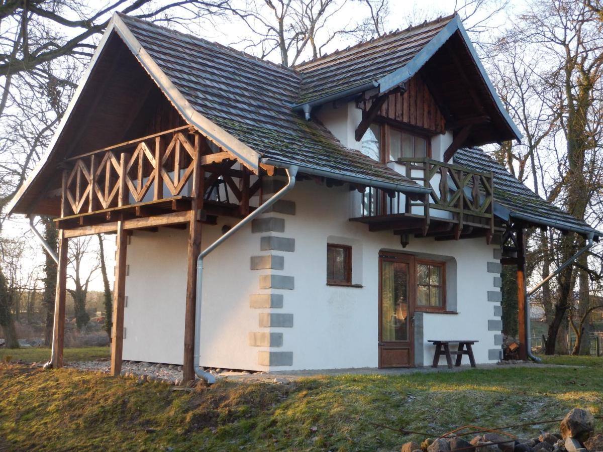 Agroturystyka Maya Hotel Miedzyrzecz Exterior photo