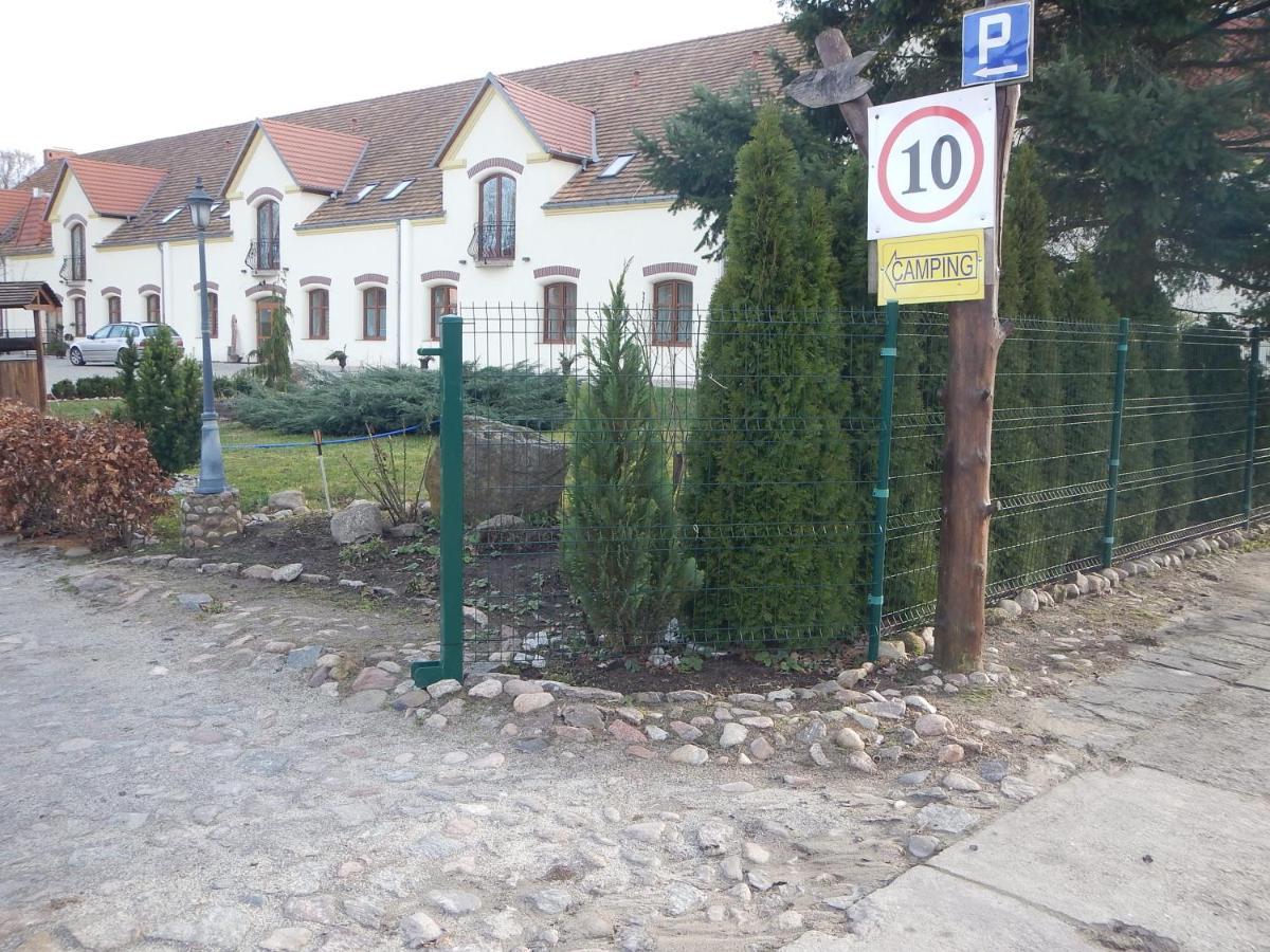 Agroturystyka Maya Hotel Miedzyrzecz Exterior photo